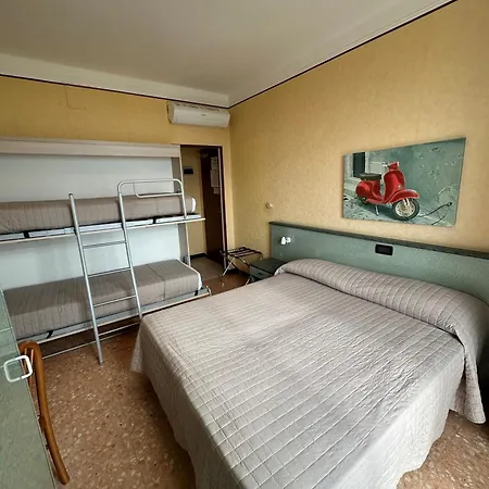 Hotel Svizzera Arma di Taggia Exterior photo